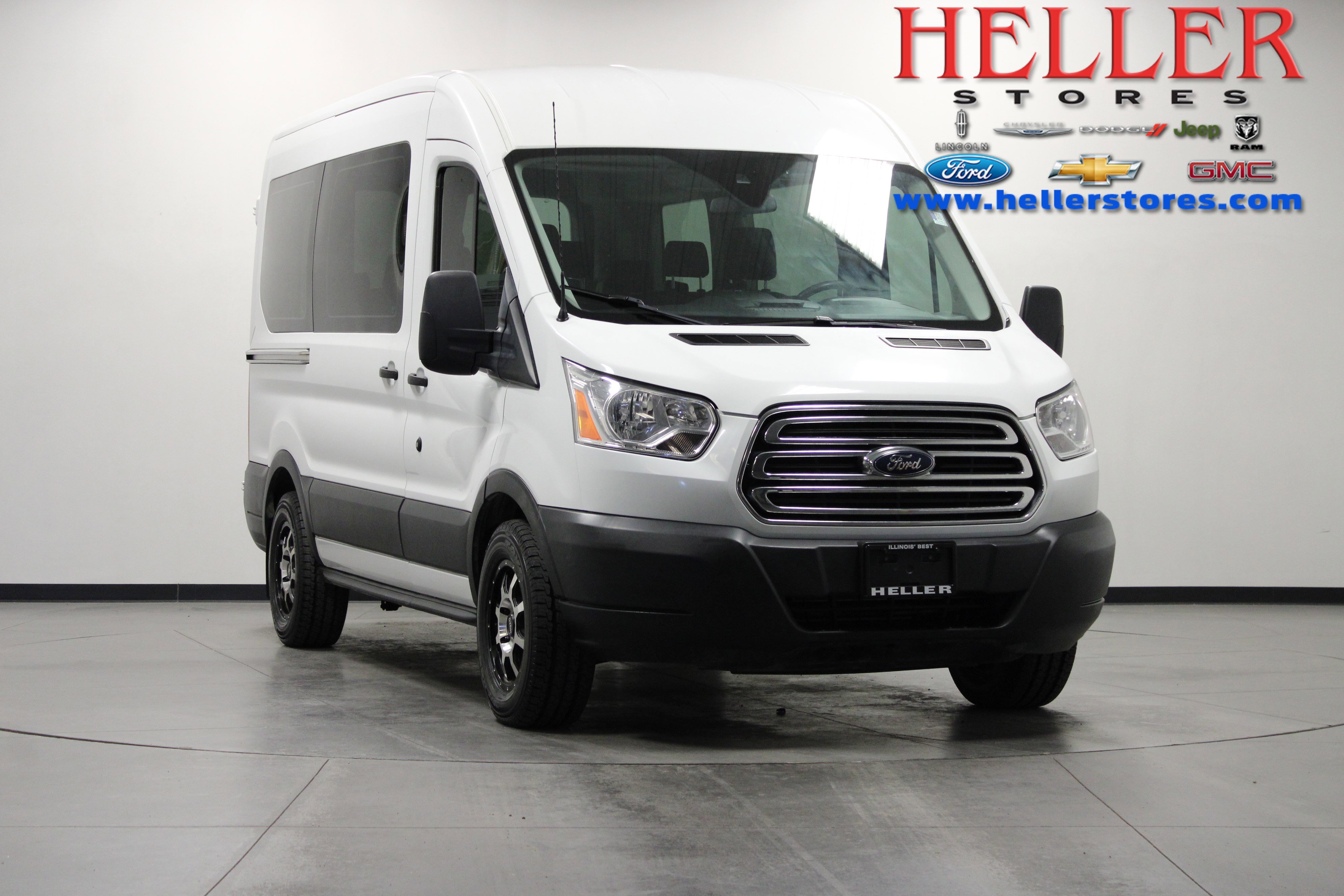Passenger Van Used White Work Vans For Sale 2023 Chevrolet Express