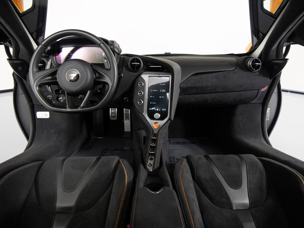 Used 2025 McLaren 750S photo 30
