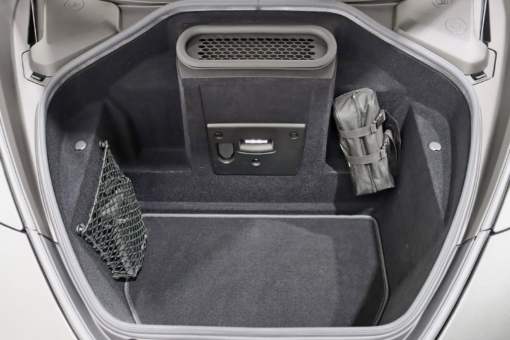 Used 2018 McLaren 720S Performance photo 47