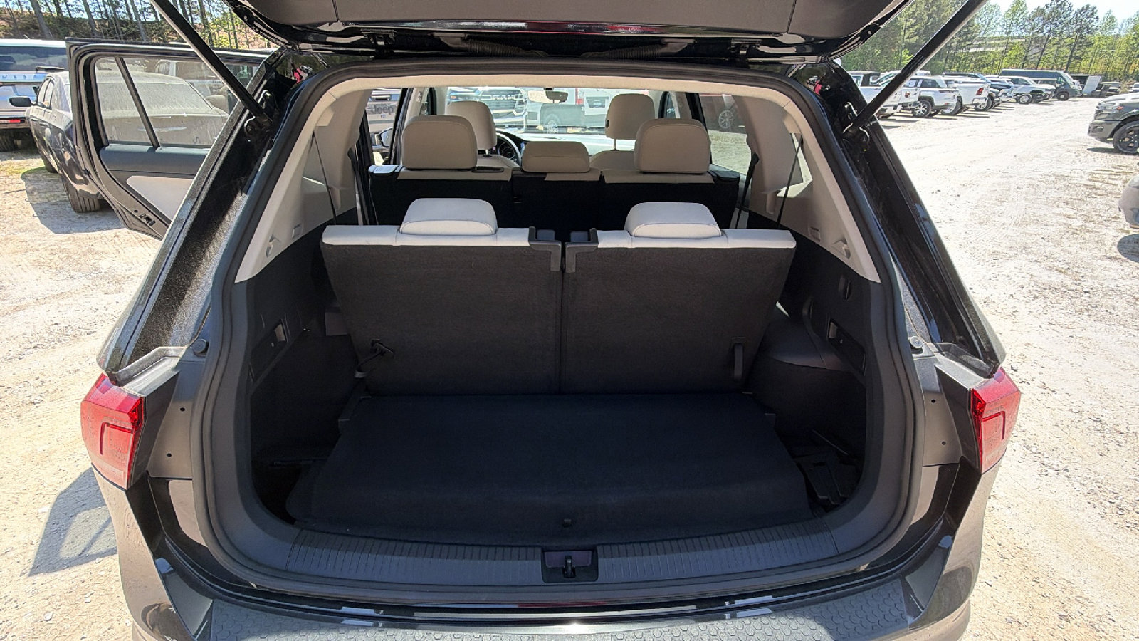 2020 Volkswagen Tiguan SE