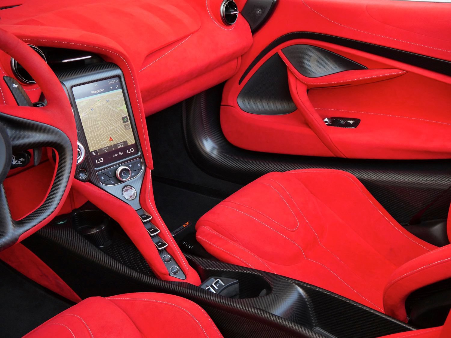 Used 2022 McLaren 765LT photo 25