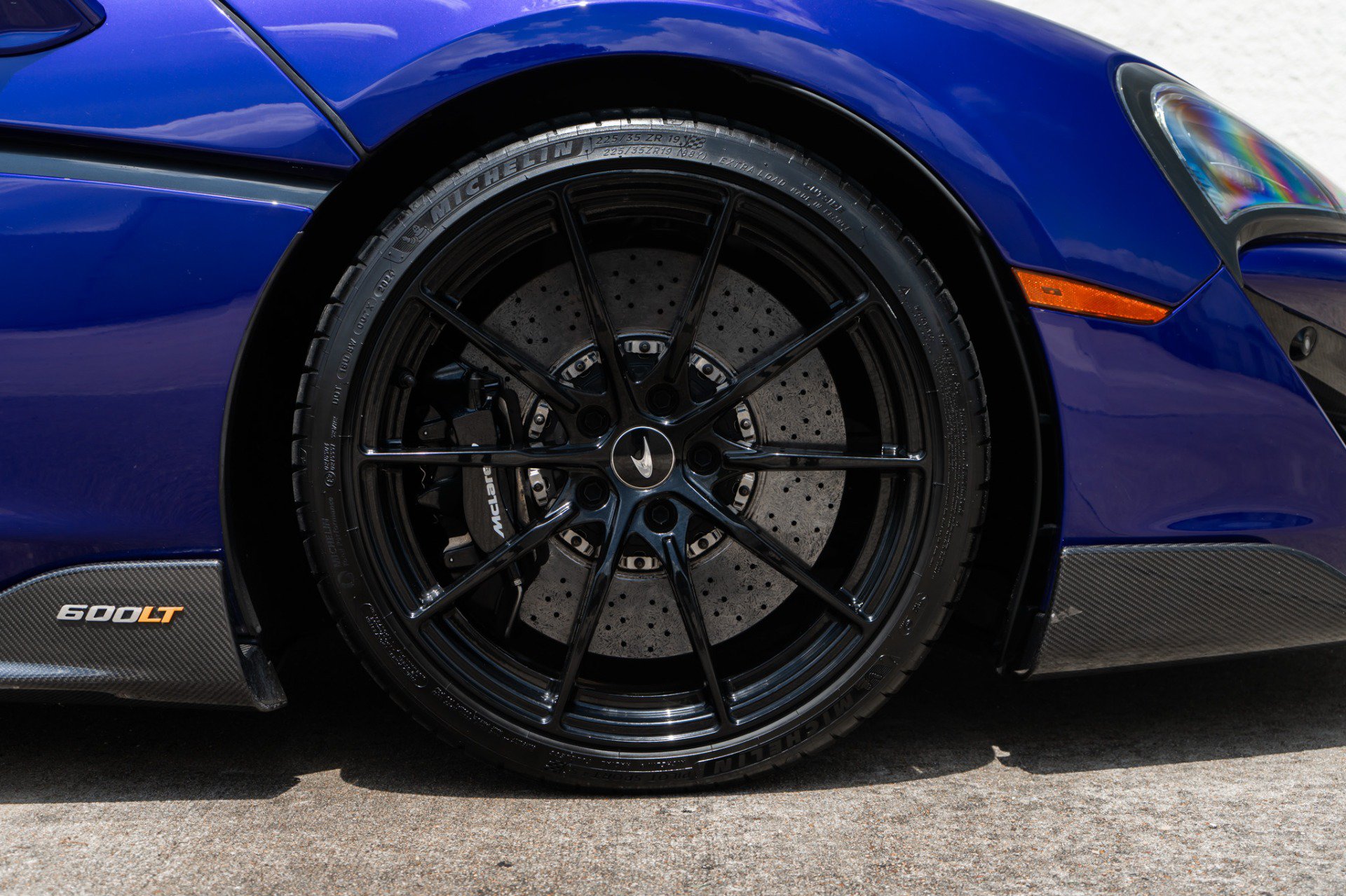 Used 2020 McLaren 600LT Spider photo 35