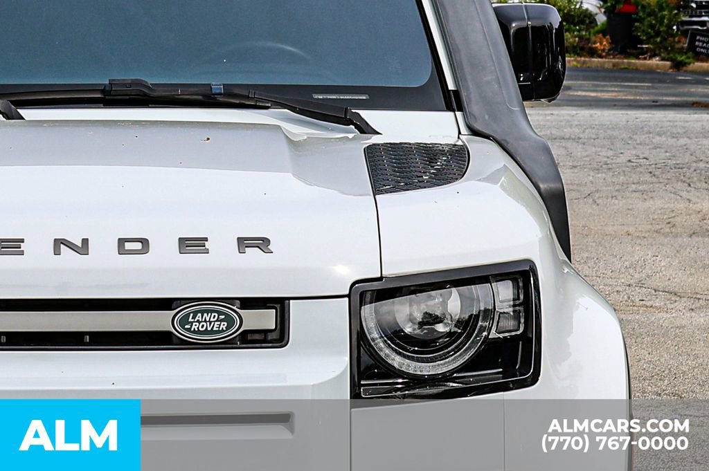 2022 Land Rover Defender 110 X-Dynamic SE