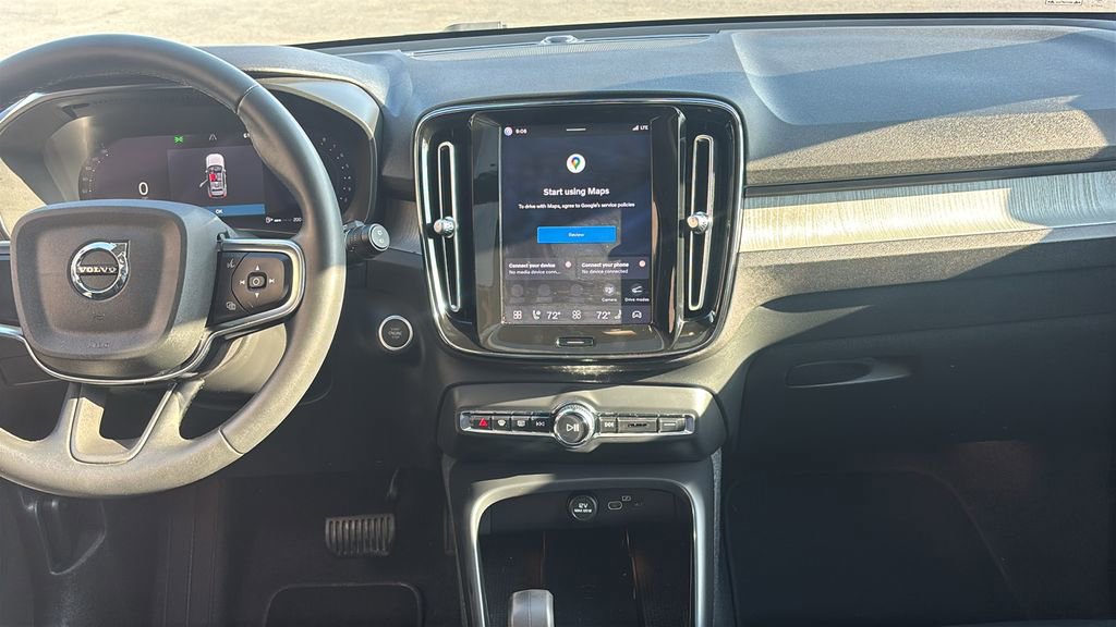 2024 Volvo Xc40 B5 Core