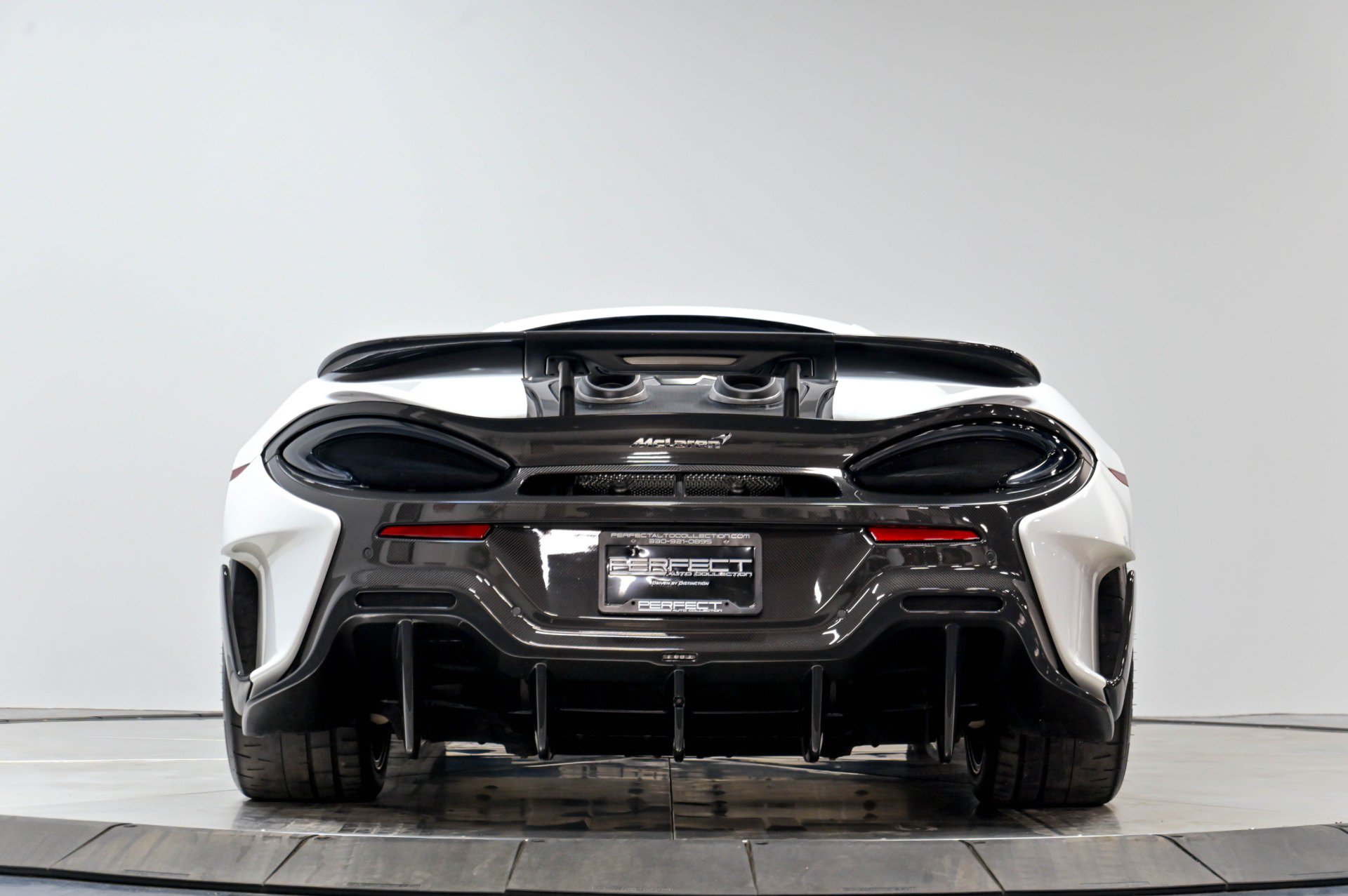 Used 2019 McLaren 600LT photo 38