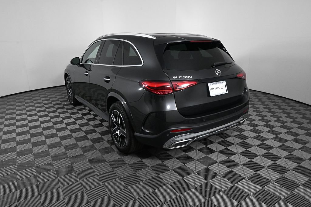 2024 Mercedes-Benz GLC 300