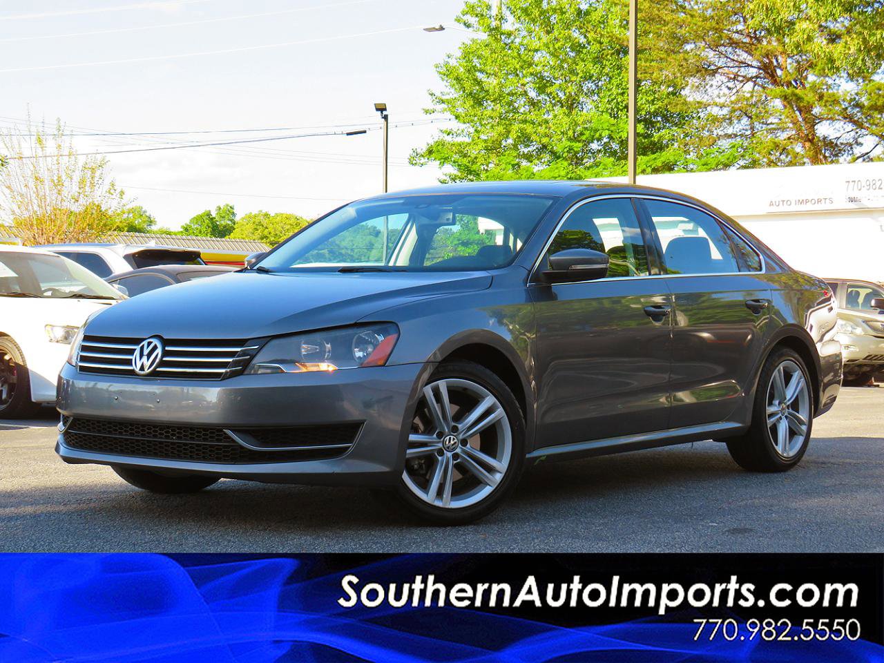 2014 Volkswagen Passat 1.8T SE