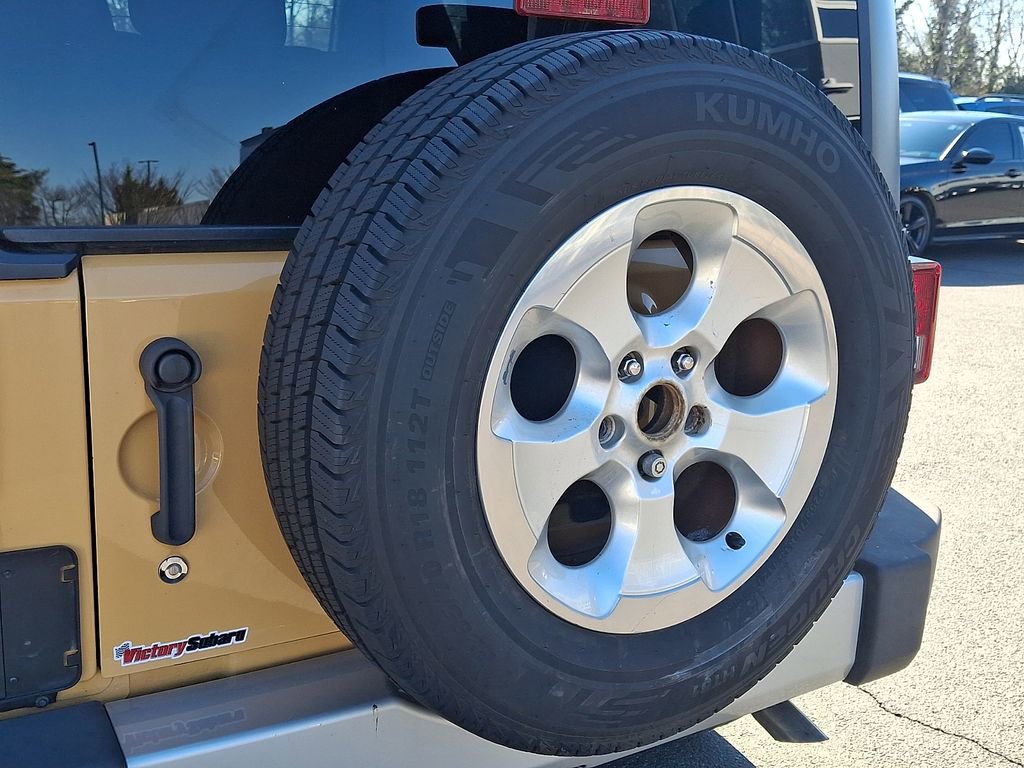 2013 Jeep Wrangler Sahara