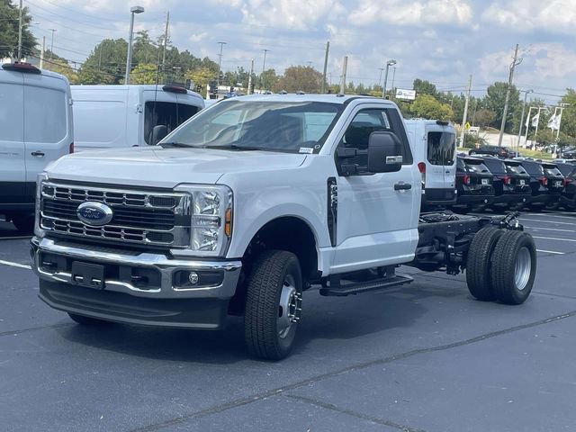 2025 Ford F350 XL