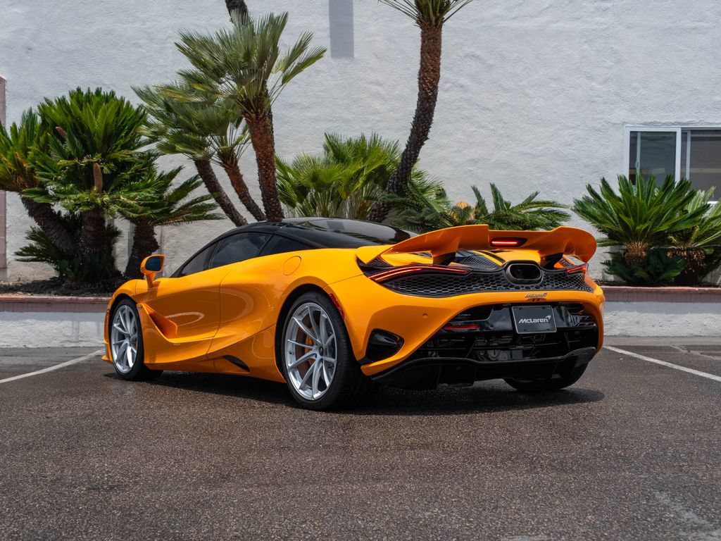 Used 2025 McLaren 750S photo 26