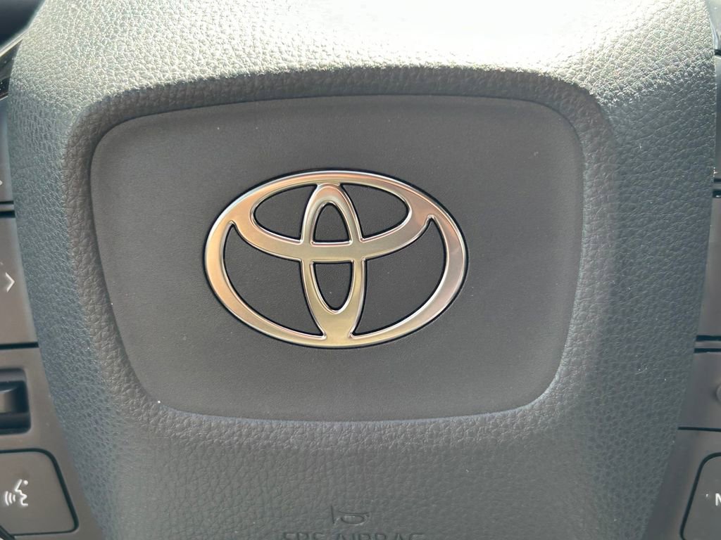 2025 Toyota Prius XLE