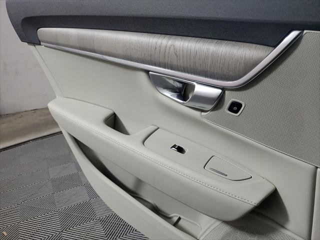 2023 Volvo S90 B6 Plus