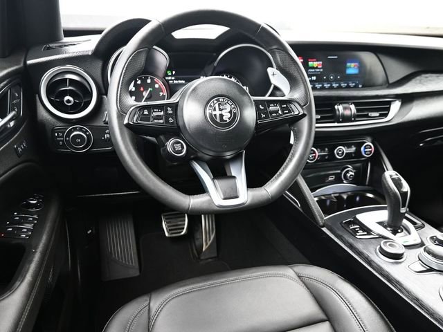 2023 Alfa Romeo Stelvio Sprint