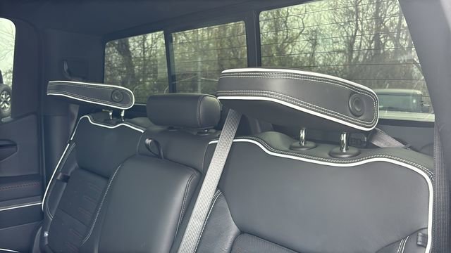 2025 GMC Sierra 1500 AT4X