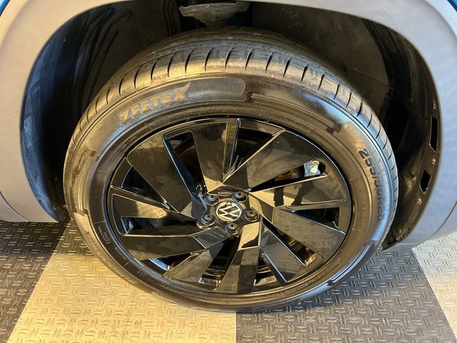 2024 Volkswagen Atlas Cross Sport SE