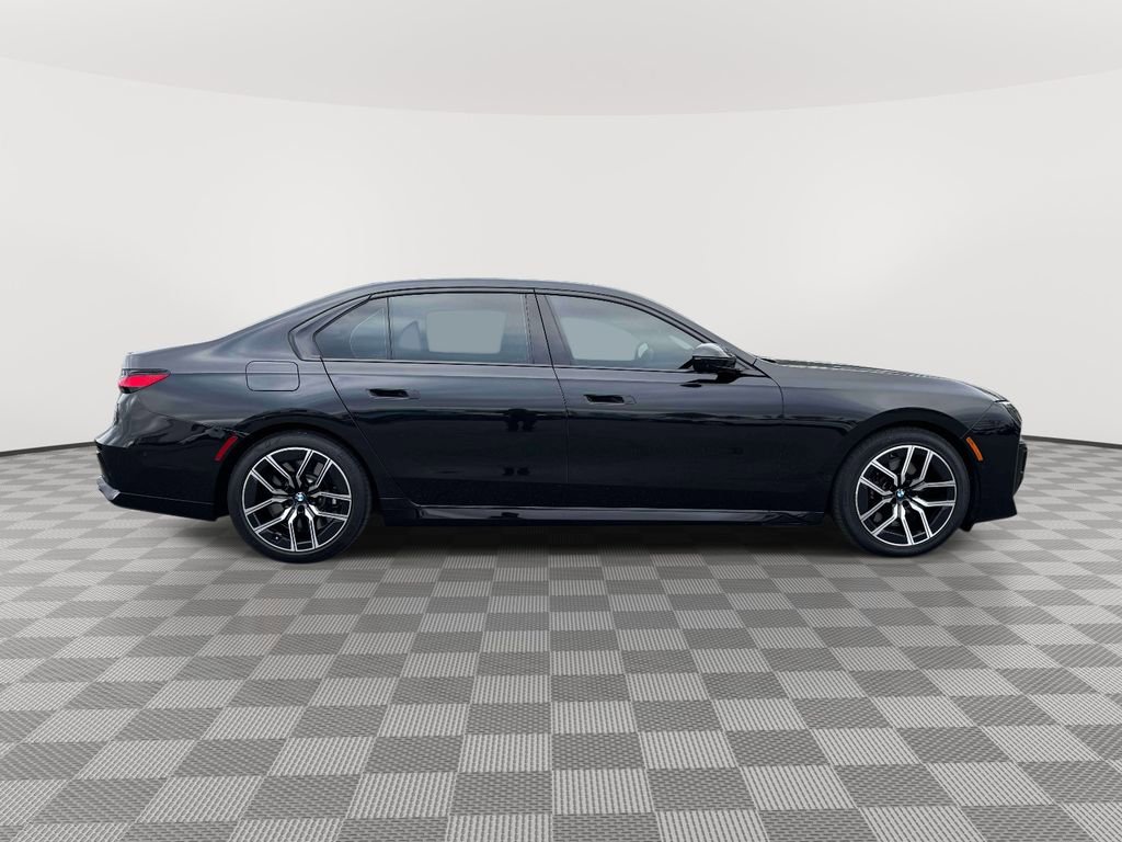2023 BMW 760i xDrive