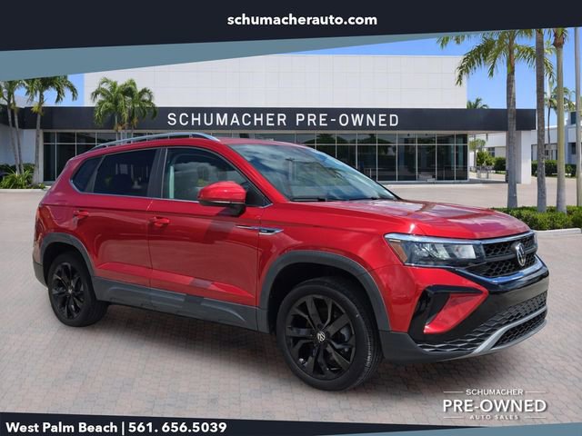 Certified 2022 Volkswagen Taos SE w/ IQ.Drive SE Package