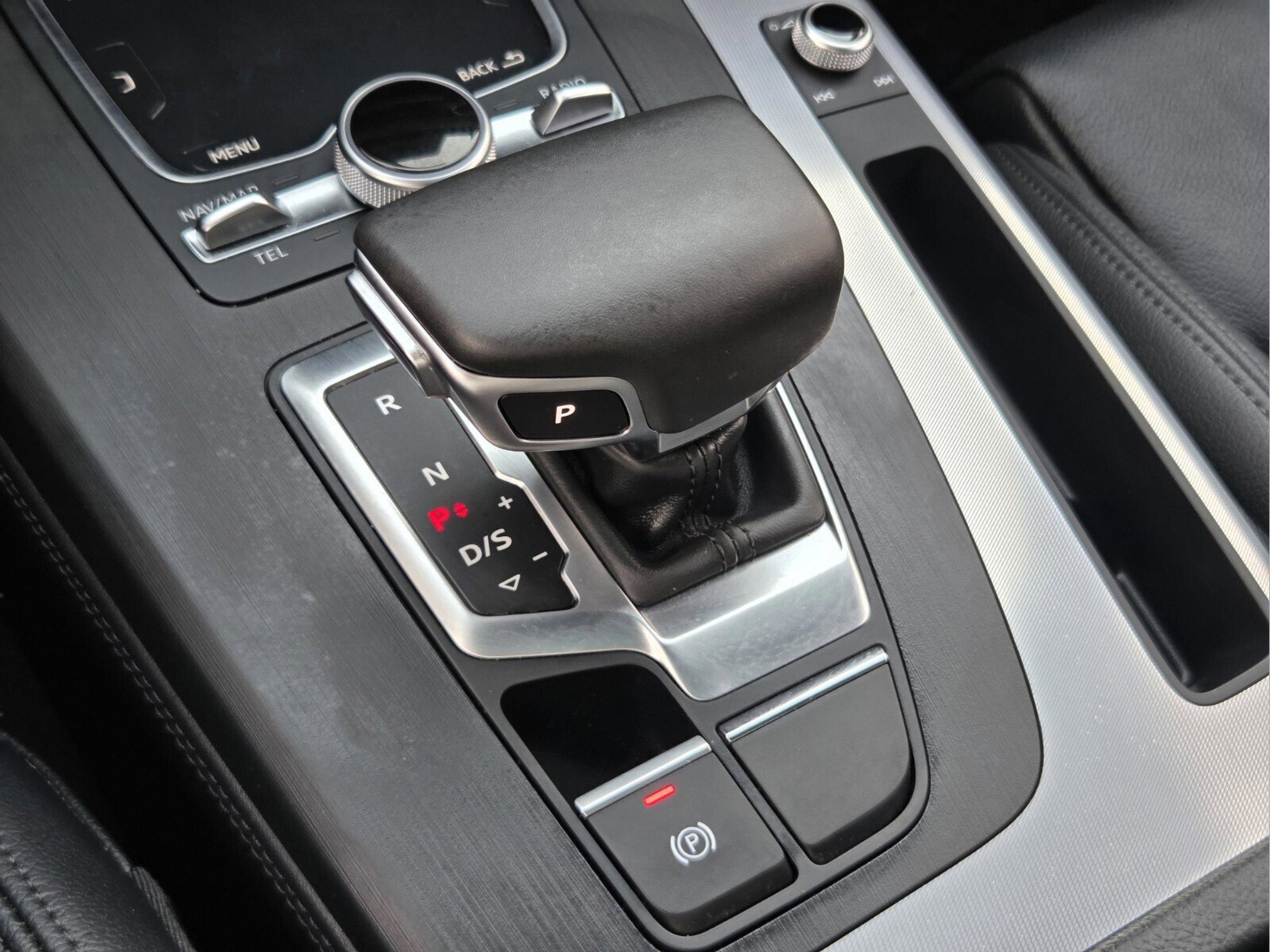 2020 Audi Q5 2.0T Titanium Premium Plus