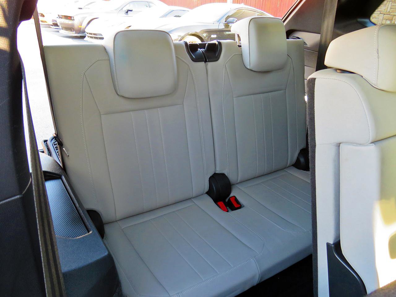 2023 Volkswagen Tiguan SE R-Line