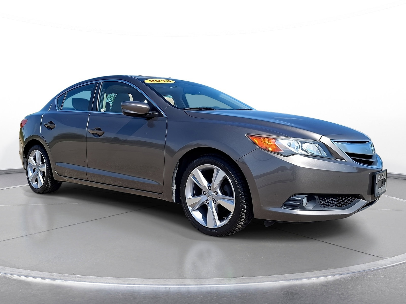 2013 Acura ILX w/ Technology Package