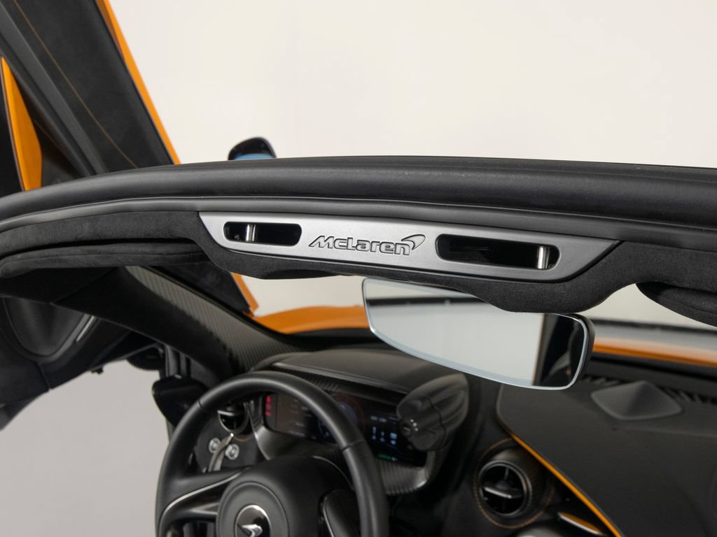 Used 2024 McLaren 750S Spider photo 33