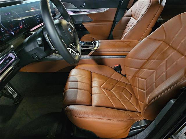 2023 BMW 760i xDrive