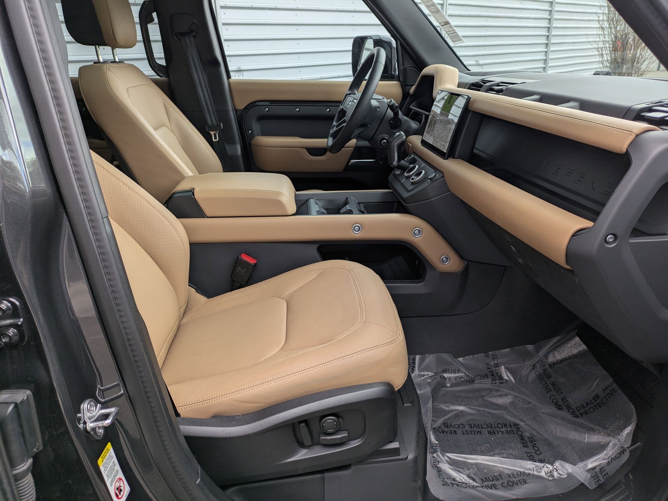 2025 Land Rover Defender 110 X-Dynamic SE