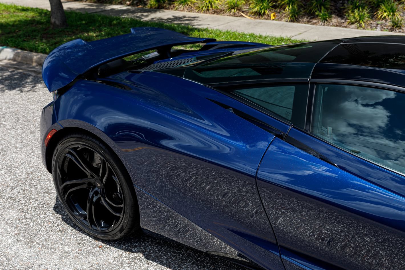 Used 2025 McLaren 750S photo 19