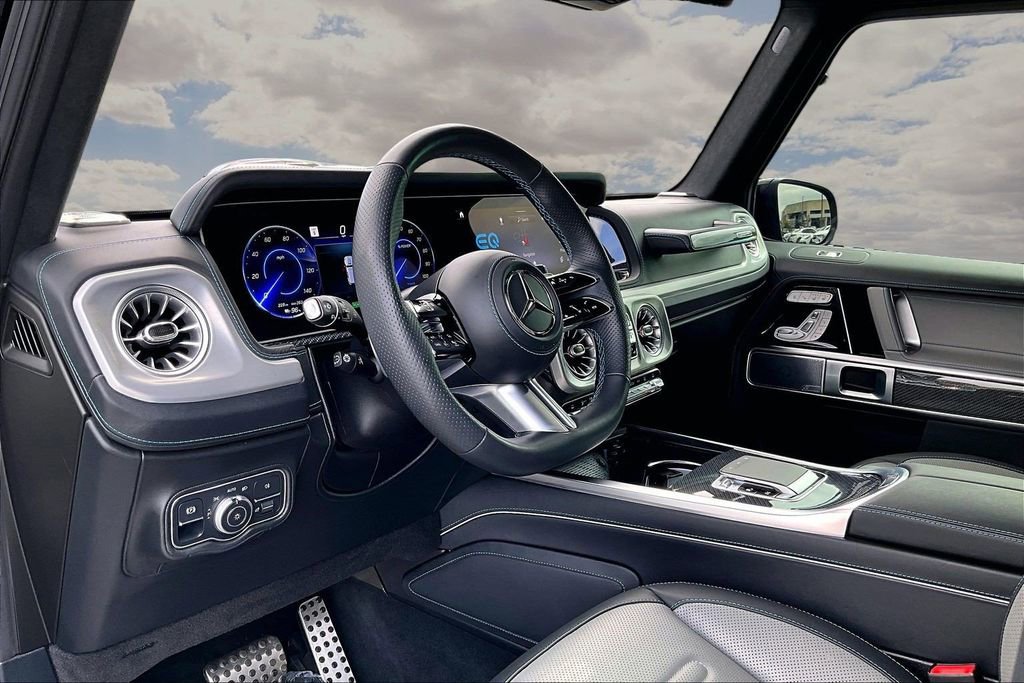 2025 Mercedes-Benz G 580 w/ EQ Technology