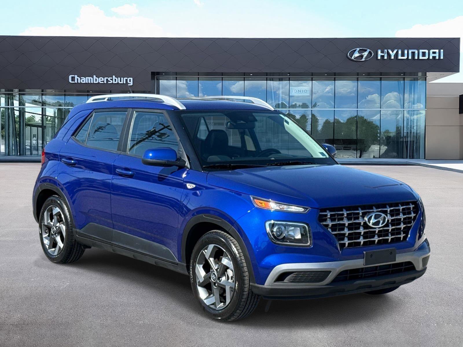 Certified 2023 Hyundai Venue SEL w/ Cargo Package
