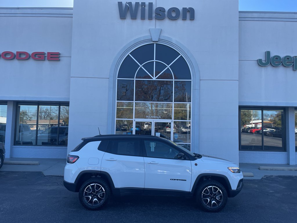 Used 2025 Jeep Compass Trailhawk w/ Trailhawk Elite Group