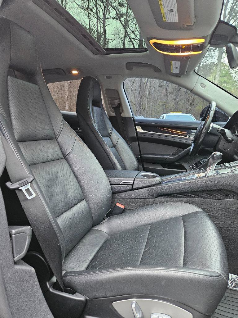 2012 Porsche Panamera 4