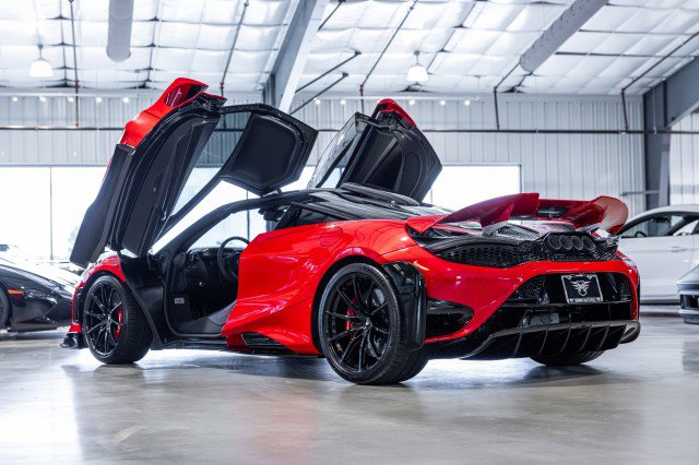 Used 2021 McLaren 765LT 4