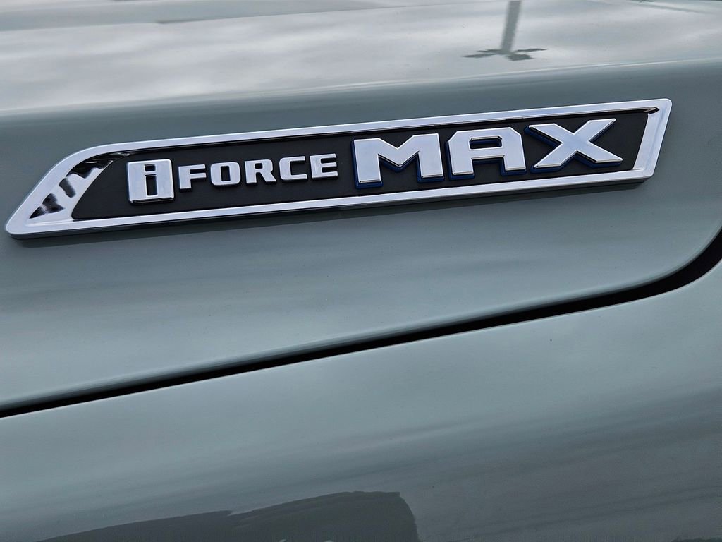 2025 Toyota Sequoia SR5