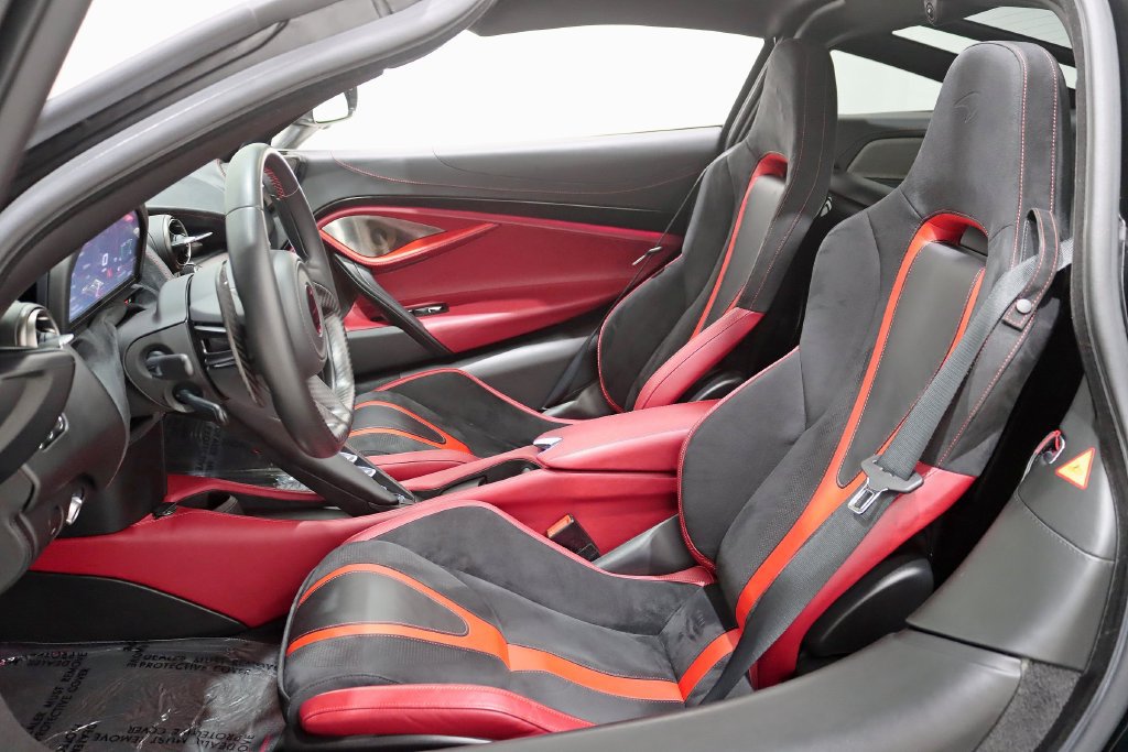 Used 2018 McLaren 720S Performance photo 38