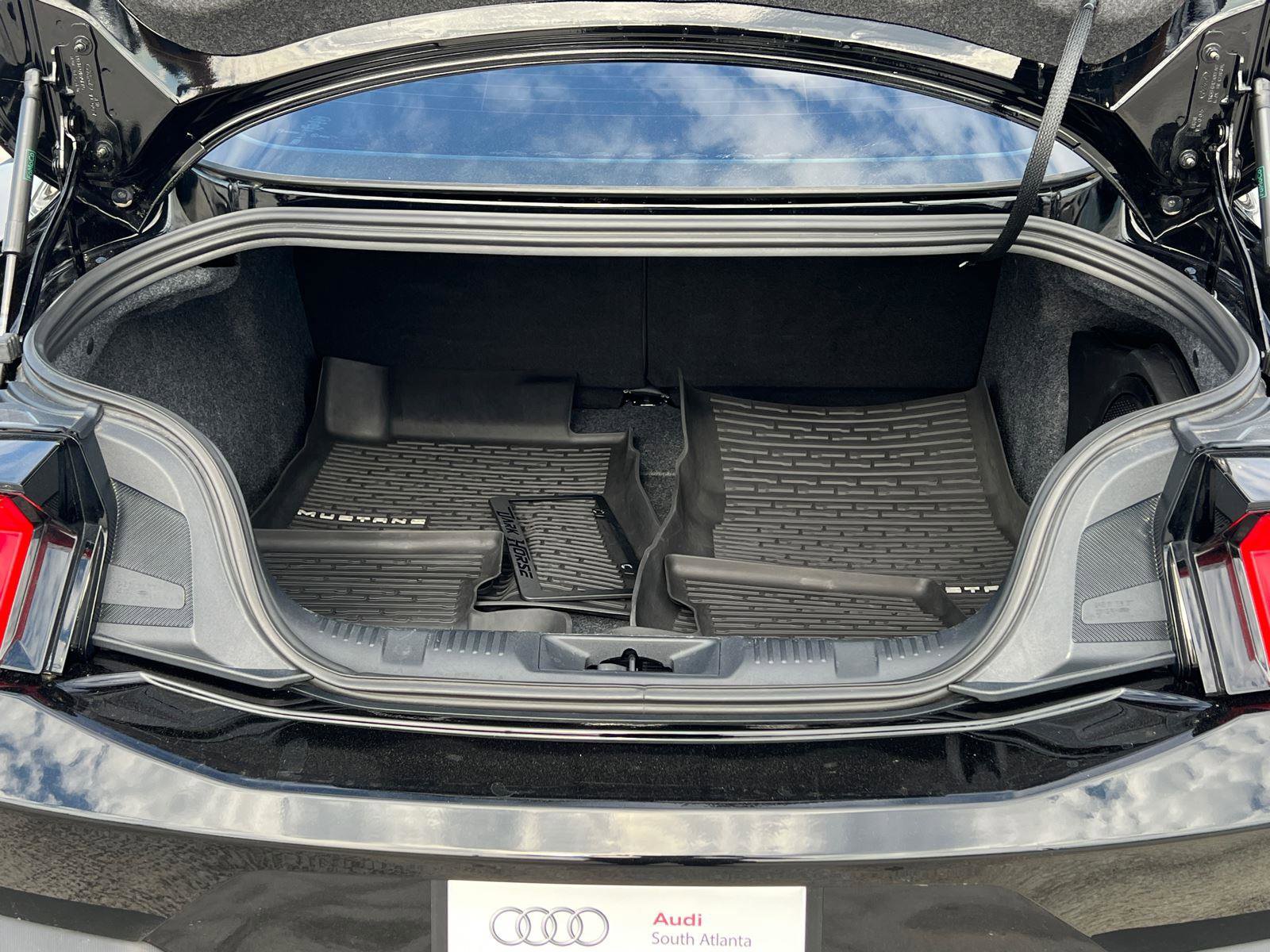 2024 Ford Mustang Dark Horse