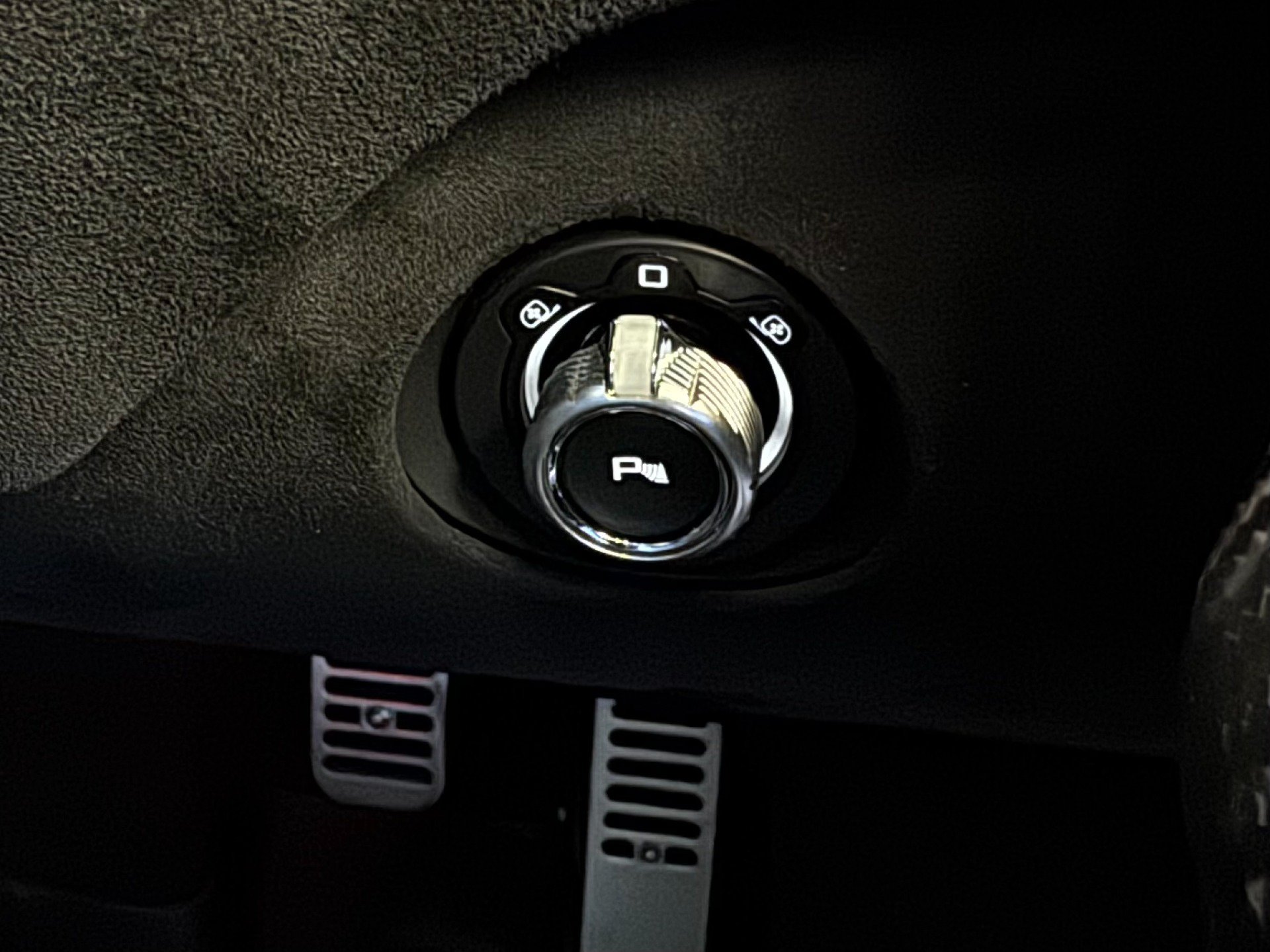 Used 2019 McLaren 720S Performance photo 38