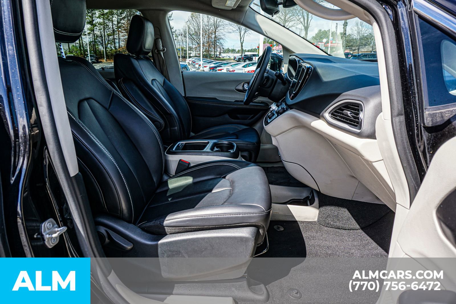 2024 Chrysler Pacifica Touring-L