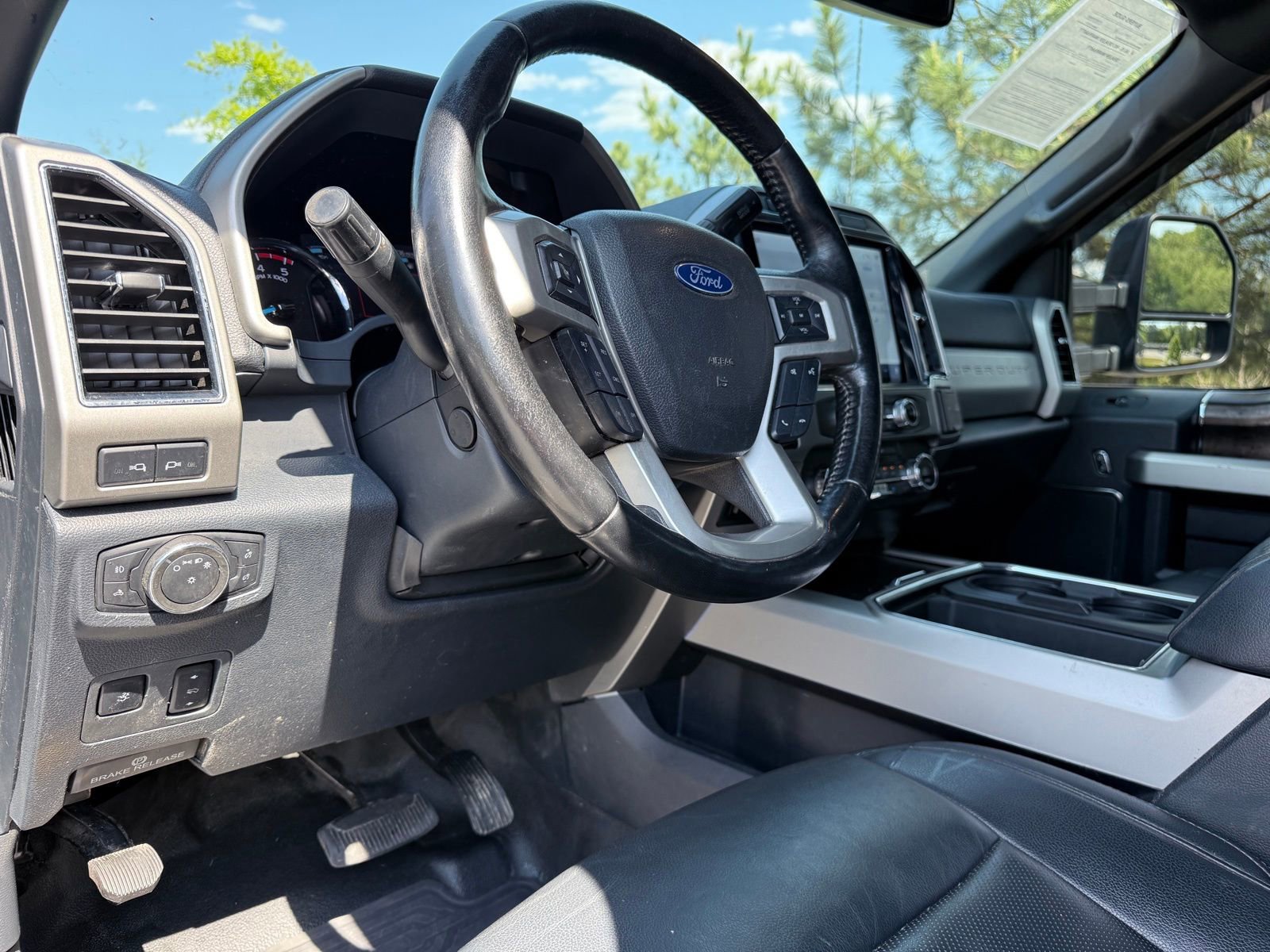 2022 Ford F350 Lariat