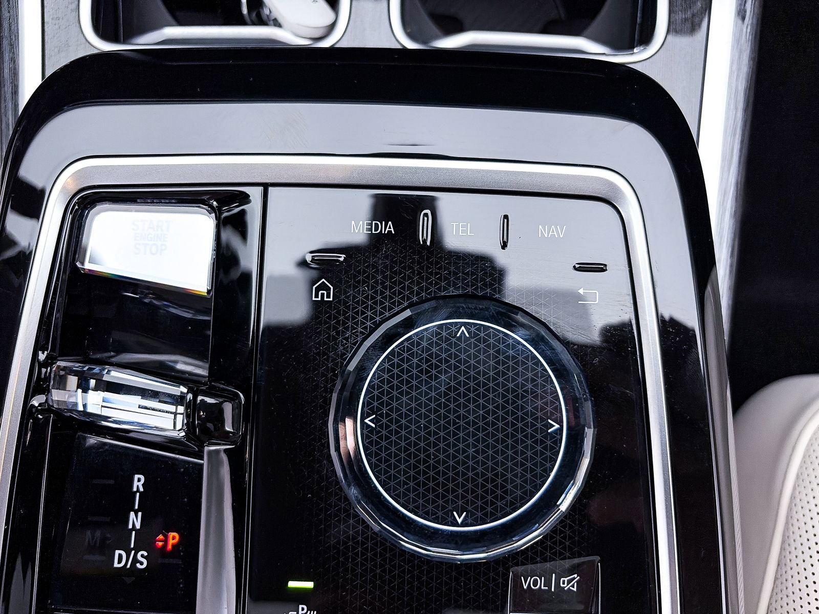 2024 BMW 760i xDrive