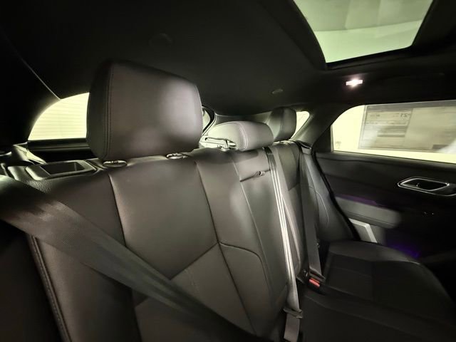 2026 Land Rover Range Rover Velar Dynamic SE