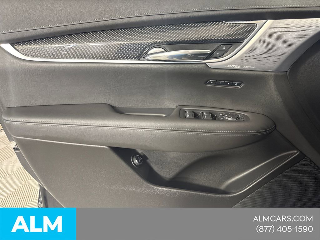 2024 Cadillac XT6 Sport