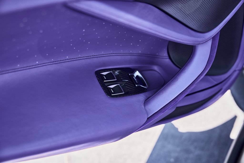 Used 2022 McLaren 765LT photo 37
