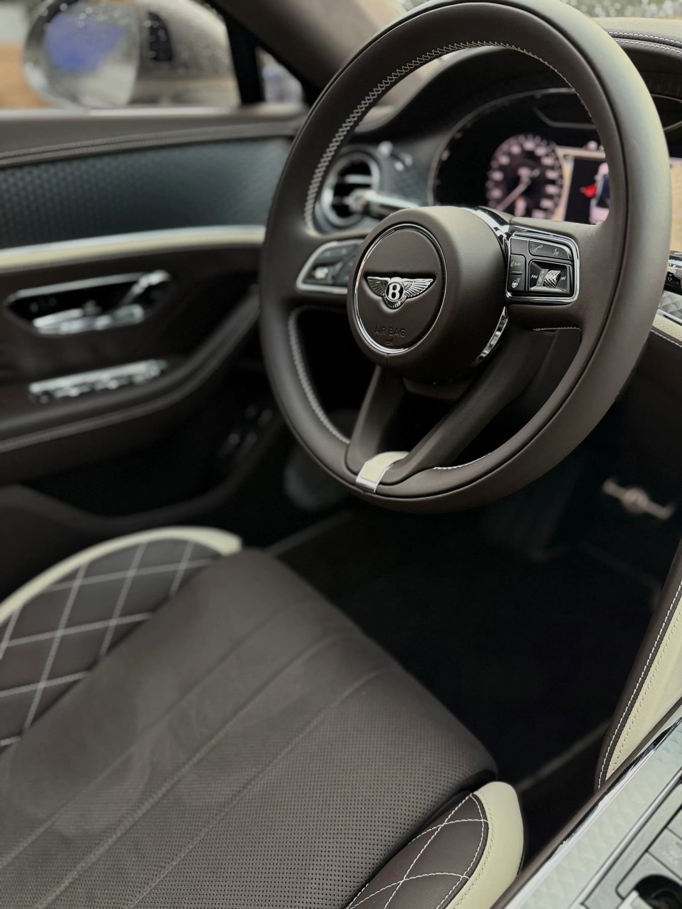 2024 Bentley Flying Spur W12