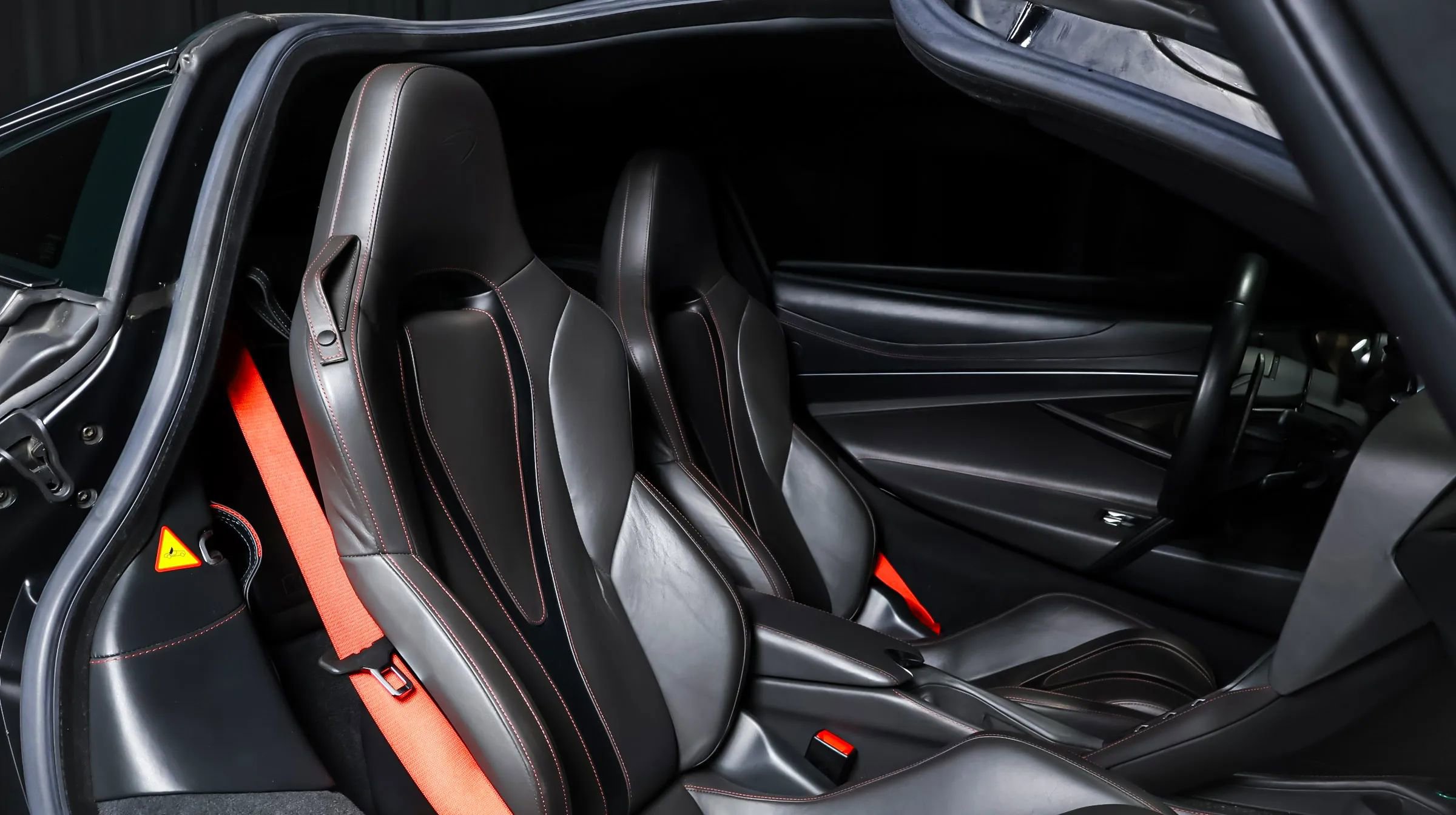 Used 2018 McLaren 720S Luxury photo 20