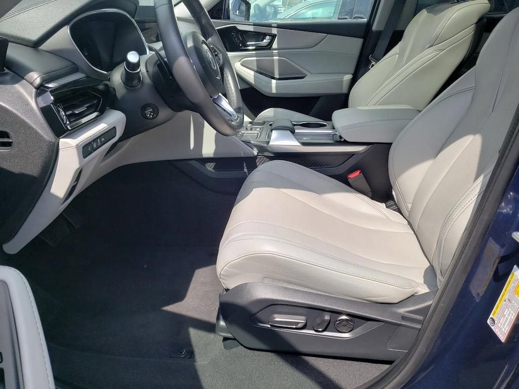 2023 Acura MDX SH-AWD w/ Technology Package