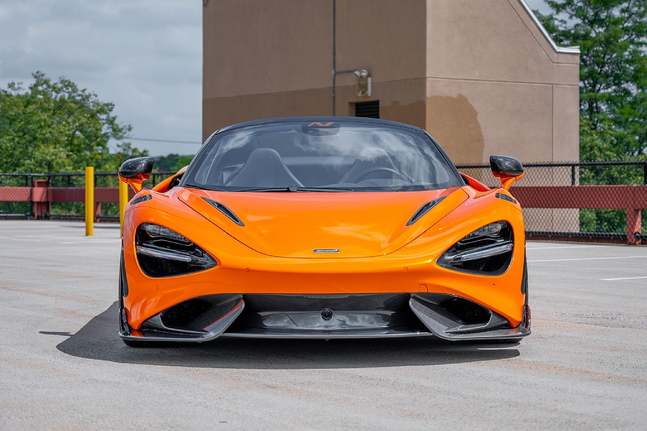 Used 2022 McLaren 765LT 3