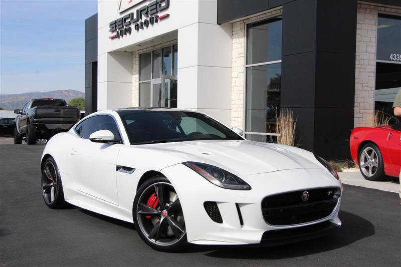 2016 Jaguar F-TYPE R