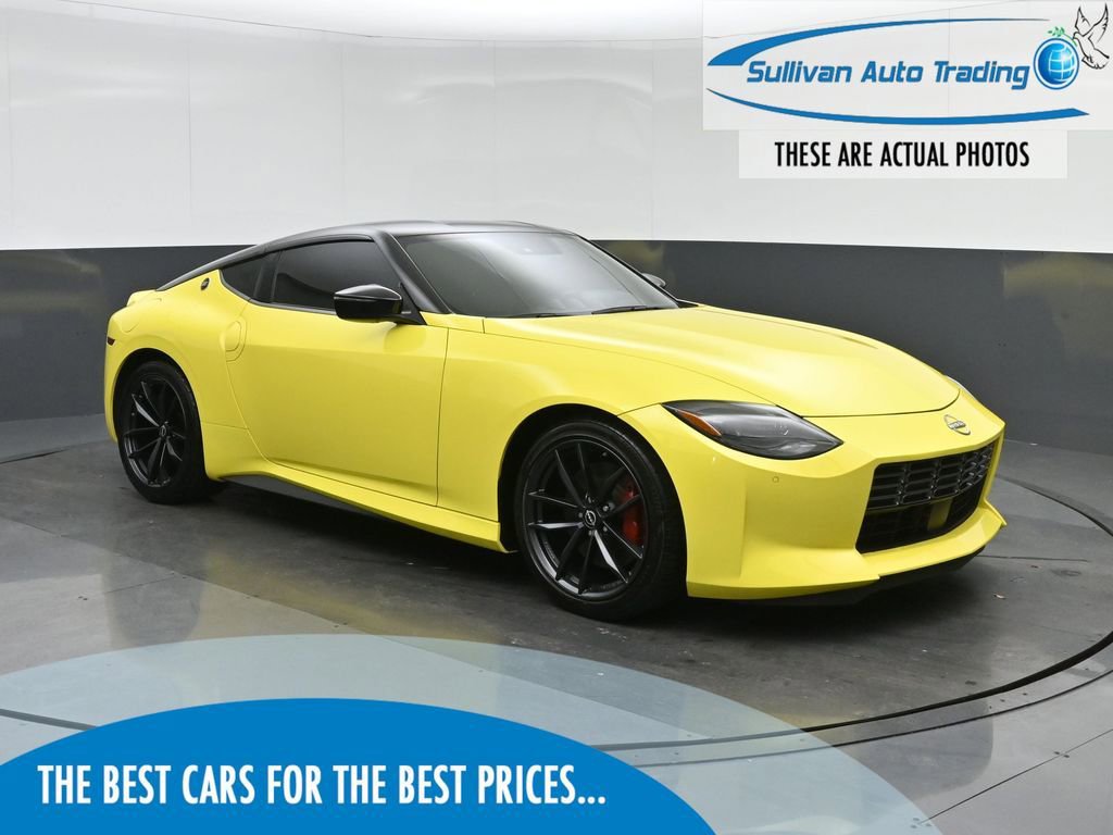 Used 2023 Nissan Z w/ Floor Mat Package (L93)