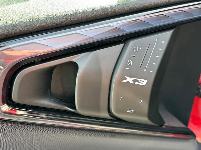 2025 BMW X3 xDrive30i